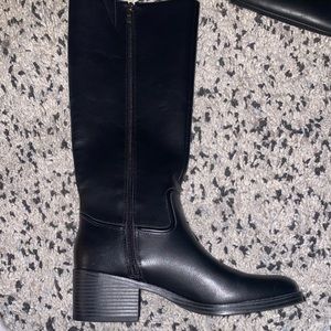NEW Marc Fisher Kizzia Dress Boots
